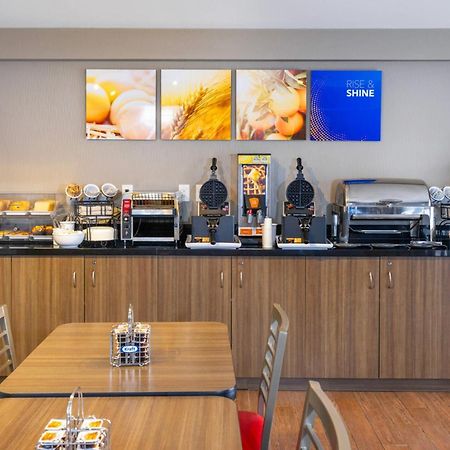 Comfort Inn Орилия Екстериор снимка