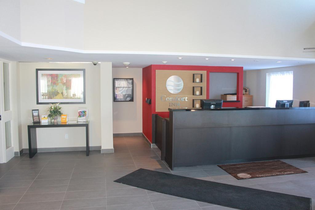 Comfort Inn Орилия Екстериор снимка